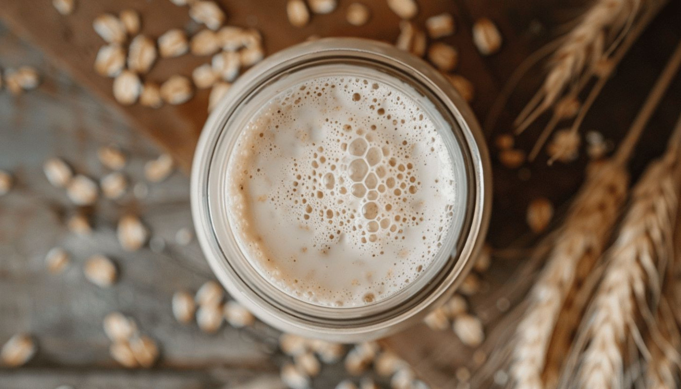 Le lait d'avoine fait maison une alternative végétale riche en nutriments